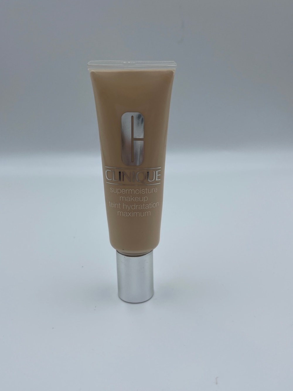 READ NEW RARE Clinique Supermoisture Makeup in 65 Neutral (M-G) 30ml